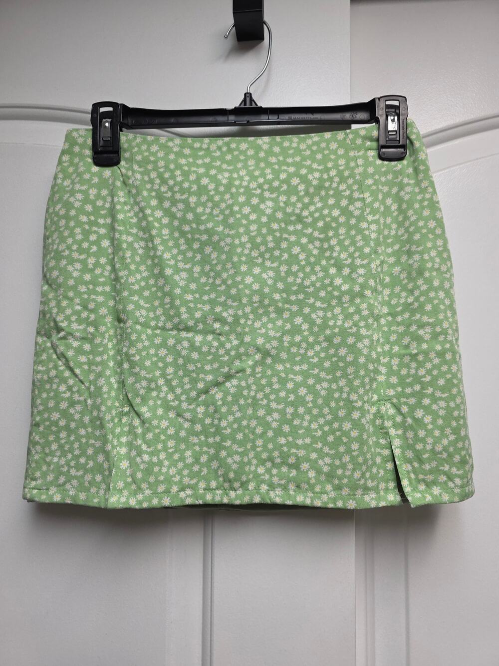 Daisy Street green Floral Skirt size Small